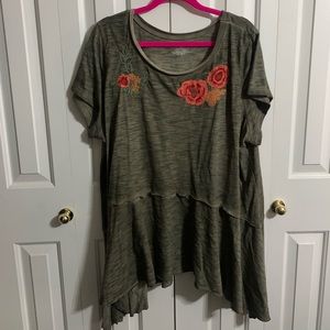 3x flowy flower top